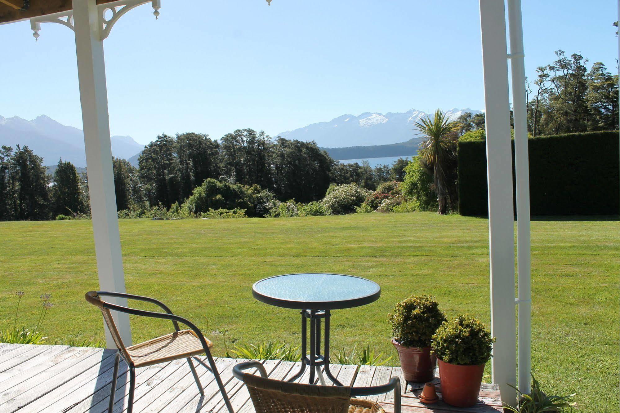 Murrells Grand View House Manapouri Ngoại thất bức ảnh